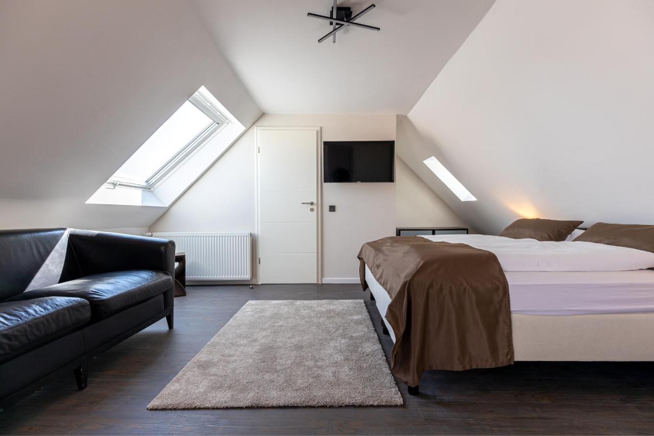 Hotel Garni " Am Domplatz" Erfurt Bagian luar foto