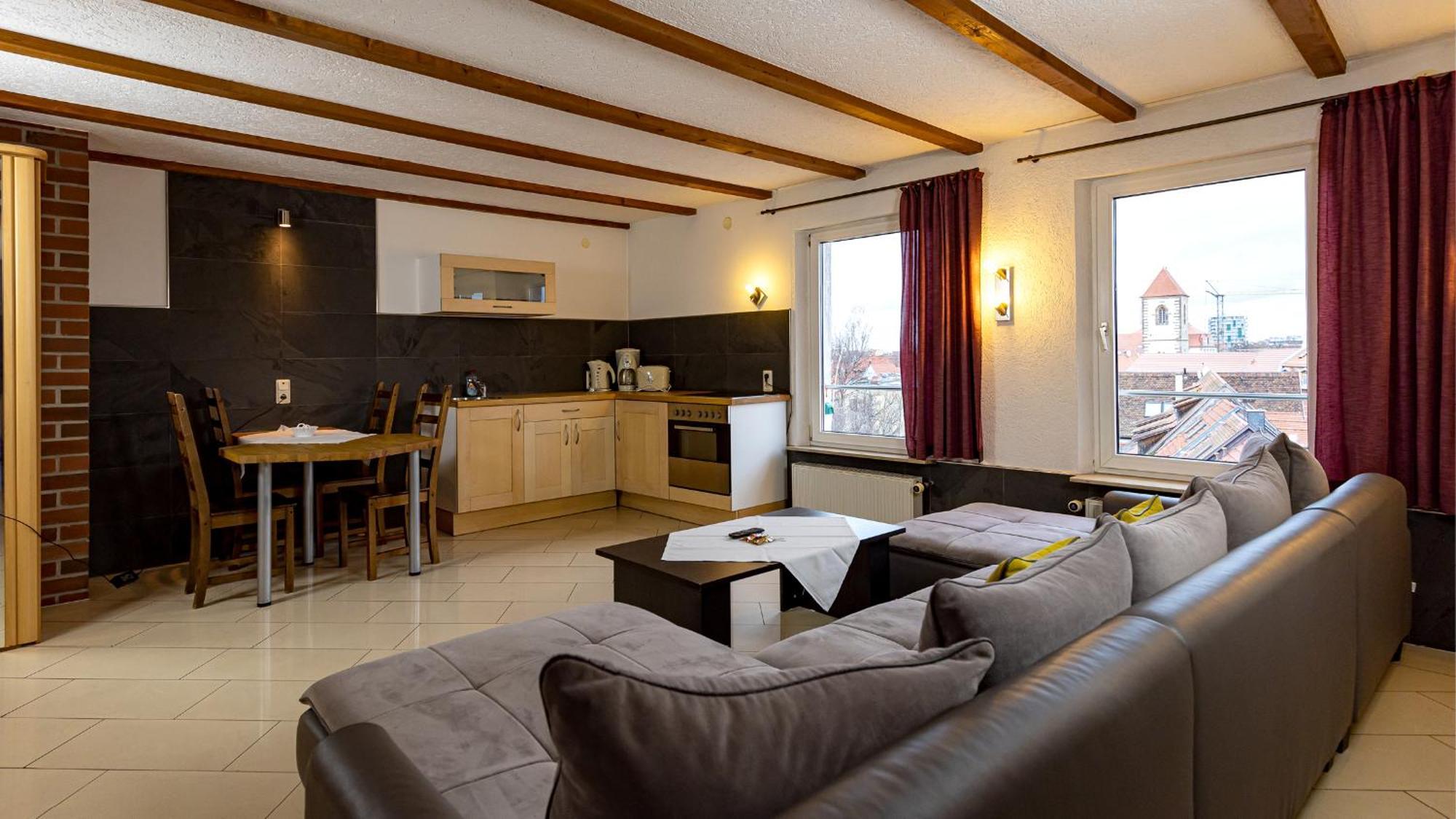 Hotel Garni " Am Domplatz" Erfurt Bagian luar foto